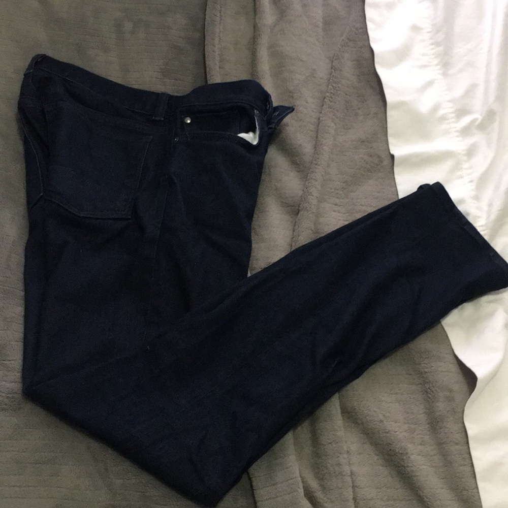 Jeans (“the traveler” by banana)